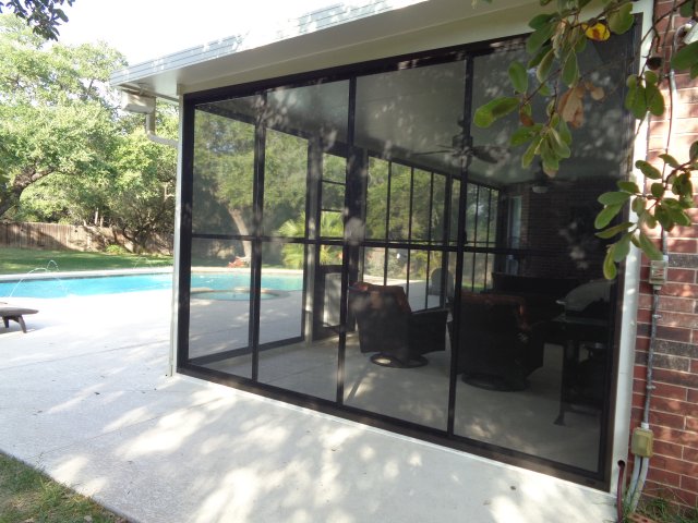 Private Lanai Screen with Pool Beside