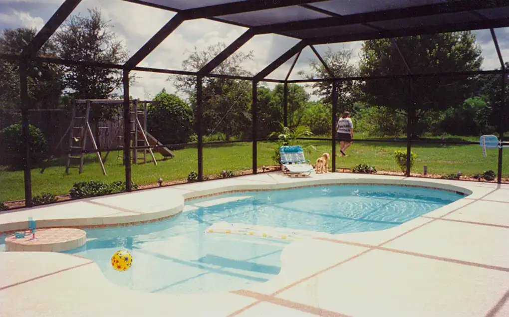 Learn About DIY Pool Enclosure So That You Can Give A Try Next Time If Needed